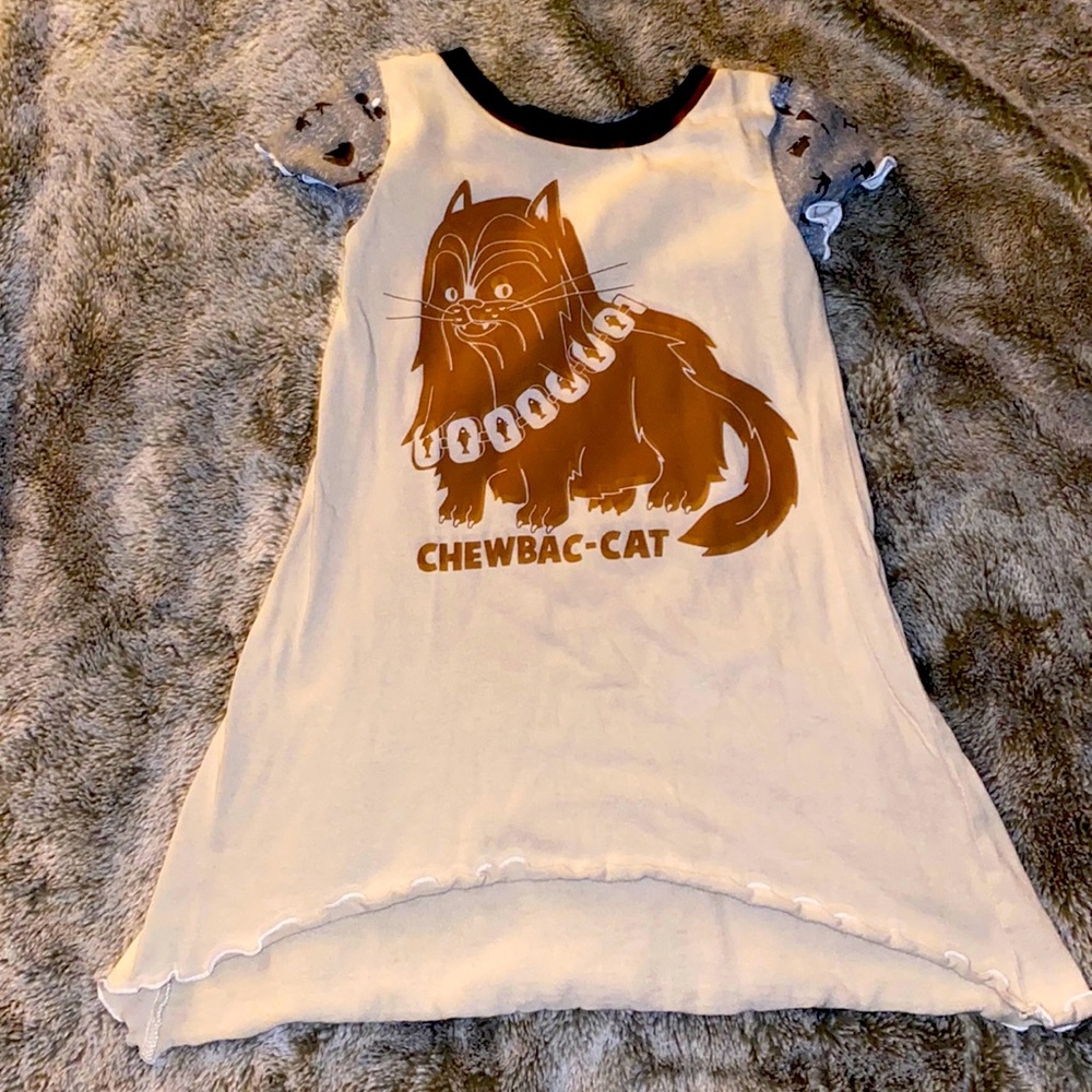 UTK Chewbac-cat size 4